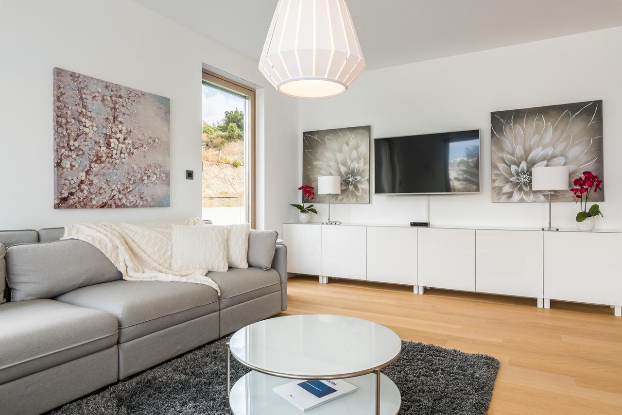 Luxury Apartment Bel Etage With Swimming Pool Apartment